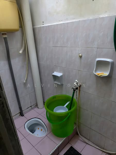 Bandar Putra Kulai 2 storey terrace untuk Untuk Dijual - RM 360,000, Mac 2026 - Bathroom - PropertyGuru.com.my