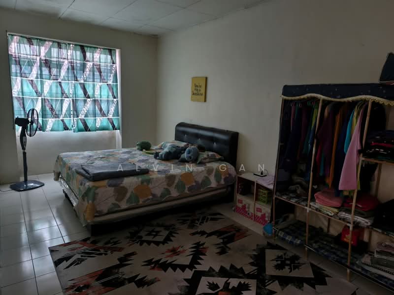 Bandar Putra Kulai 2 storey terrace untuk Untuk Dijual - RM 360,000, Mac 2026 - Bedroom - PropertyGuru.com.my