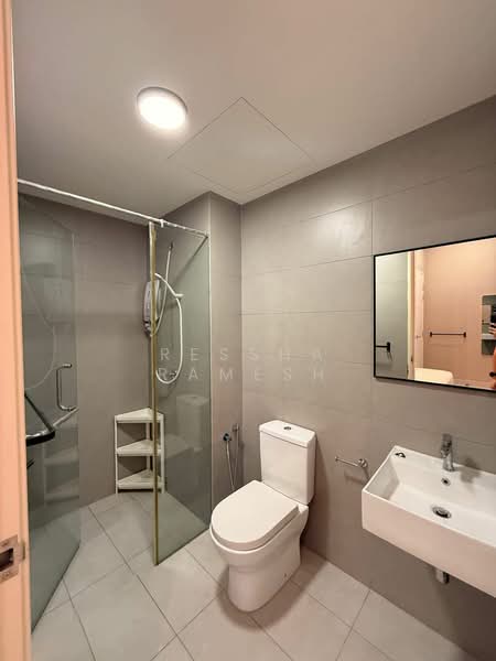 Ferringhi Residence 2 untuk Untuk Disewa - RM 4,400 /bulan, Mac 2026 - Bathroom - PropertyGuru.com.my