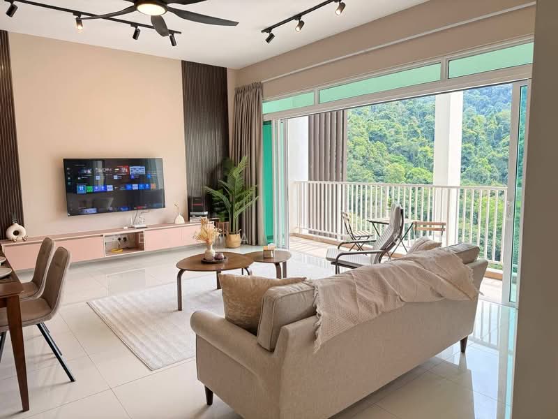 Ferringhi Residence 2 untuk Untuk Disewa - RM 4,400 /bulan, Mac 2026 - Living Room - PropertyGuru.com.my