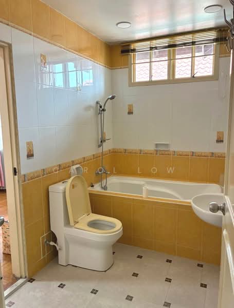 Semi-Detached House for Sale in Taman Redang (Johor Bahru) - Carol Low - Bathroom - PropertyGuru.com.my