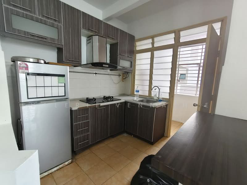 Condominium for Sale at Sierra Residency - Valerie Venna Hee - Kitchen - PropertyGuru.com.my