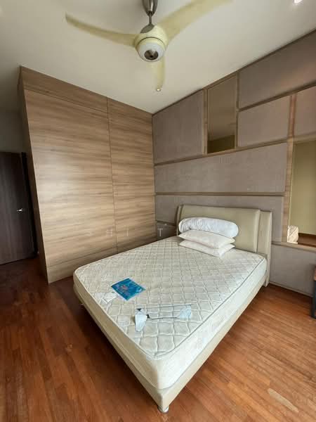 Crescent Bay Suites (Teluk Bayu) untuk Untuk Dijual - RM 448,000, Feb 2026 - Bedroom - PropertyGuru.com.my