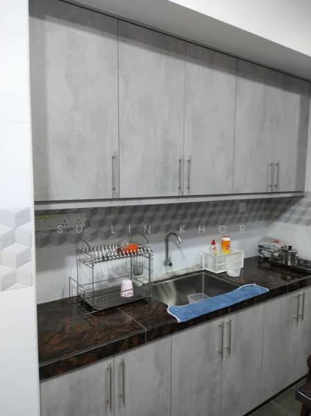 2-storey Terraced House for Sale in Bandar Kinrara Seksyen 7 (Bandar Kinrara) - Su Lin Khor - Kitchen - PropertyGuru.com.my