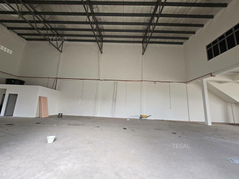 Warehouse for Rent in Shah Alam (Selangor) - Alex Lee - Interior - PropertyGuru.com.my