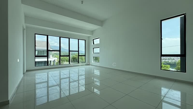 Semi-Detached House for Sale in Bandar Lahat Mines (Lahat) - Kent C - Interior - PropertyGuru.com.my