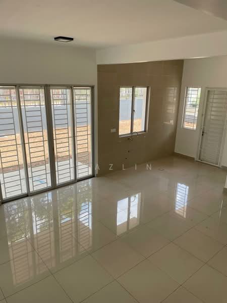 Rumah Teres 2 Tingkat untuk Dijual di Elmina (Shah Alam) - R Azlin - Interior - PropertyGuru.com.my