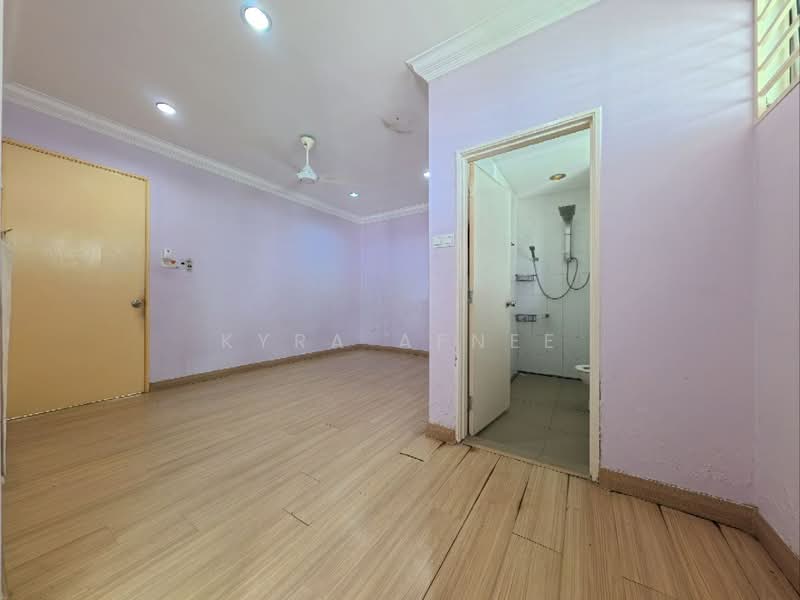 3-storey Terraced House for Sale in Kajang (Selangor) - Kyra Afnee - Interior - PropertyGuru.com.my