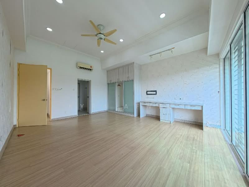 3-storey Terraced House for Sale in Kajang (Selangor) - Kyra Afnee - Bedroom - PropertyGuru.com.my
