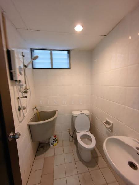 Condominium for Rent at Leader Garden - Xinnee . - Bathroom - PropertyGuru.com.my