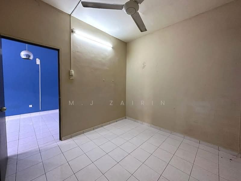 Townhouse for Sale in Ampang (Selangor) - M.J Zairin - Interior - PropertyGuru.com.my