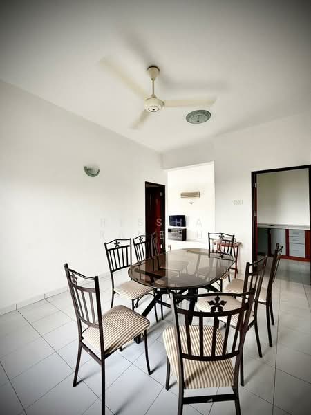 Condominium for Sale at Condo Gembira - Ressha Ramesh - Dining Room - PropertyGuru.com.my