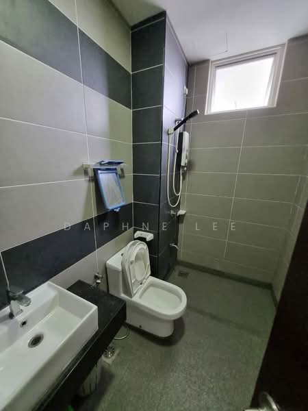 Condominium for Rent at M Condominium @ Larkin - Daphne Lee - Bathroom - PropertyGuru.com.my