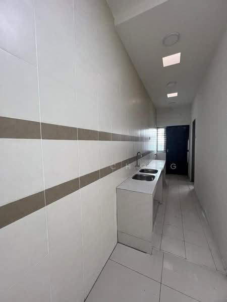 Semi-Detached House for Sale in Bercham (Ipoh) - Amie Chong - Kitchen - PropertyGuru.com.my