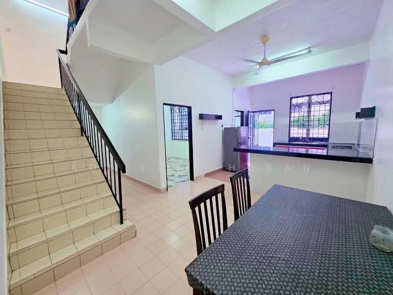 Taman Baiduri, Seremban untuk Untuk Dijual - RM 470,000, Mac 2026 - Interior - PropertyGuru.com.my