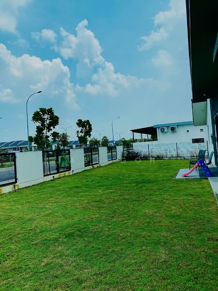 2-storey Terraced House for Sale in Bandar Bukit Raja (Klang) - Jass Goh - Exterior - PropertyGuru.com.my