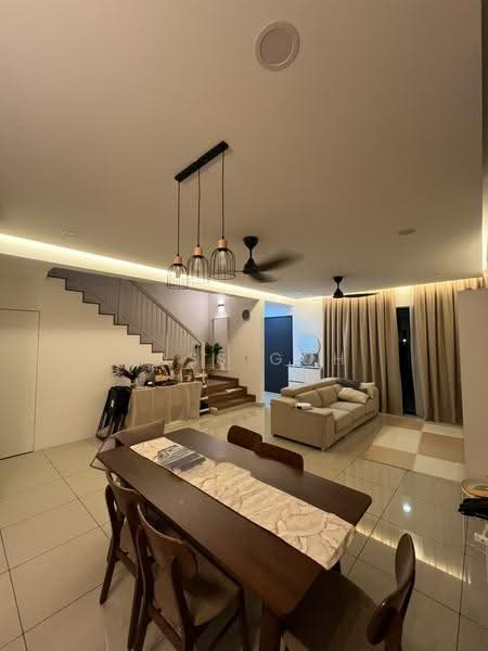 Rumah Teres 2-Tingkat untuk Dijual di Bandar Bukit Raja (Klang) - Jass Goh - Living Room - PropertyGuru.com.my