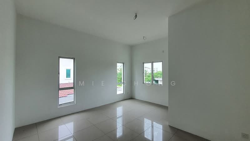 Bungalow for Sale in Bercham (Ipoh) - Amie Chong - Bedroom - PropertyGuru.com.my