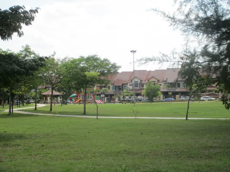 2-storey Terraced House for Sale in Ara Damansara (Petaling Jaya) - Leo Hon Kah Hin - Exterior - PropertyGuru.com.my