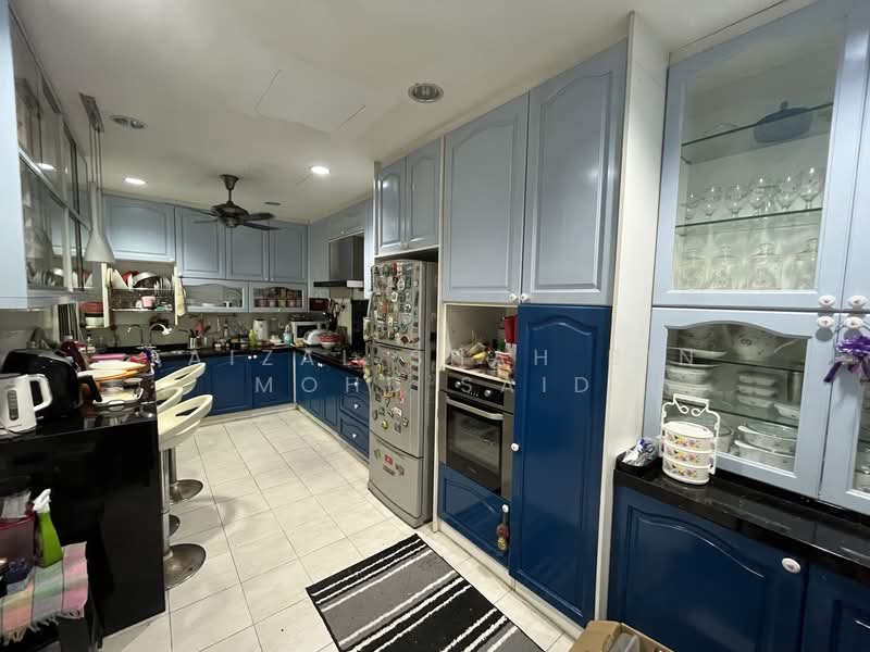 Cluster House for Sale in Seksyen U9 (Shah Alam) - Faizal Shah Bin Mohd Said - Kitchen - PropertyGuru.com.my