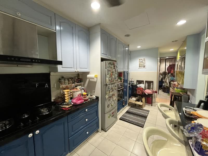 Cluster House for Sale in Seksyen U9 (Shah Alam) - Faizal Shah Bin Mohd Said - Kitchen - PropertyGuru.com.my