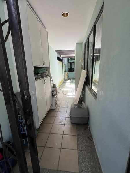 Cluster House for Sale in Seksyen U9 (Shah Alam) - Faizal Shah Bin Mohd Said - Corridor - PropertyGuru.com.my