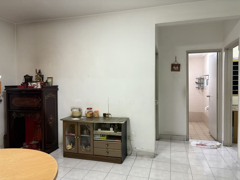 Condominium for Sale at Mentari Kondominium - CK Chong - Living Room - PropertyGuru.com.my