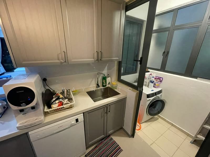 United Point (Residensi Berpadu) untuk Untuk Disewa - RM 2,400 /bulan, Mac 2026 - Kitchen - PropertyGuru.com.my