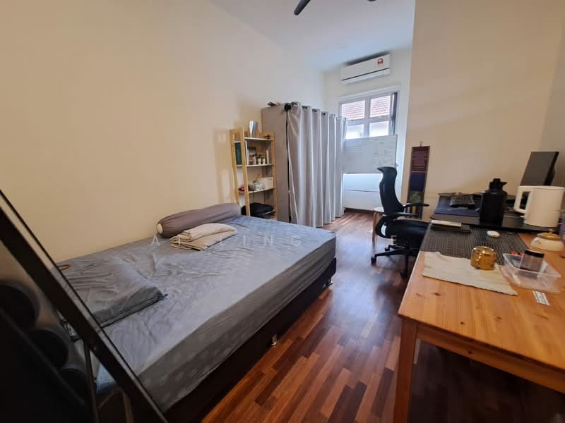 Semi-Detached House for Sale in Shah Alam (Selangor) - Ai Ling Yee - Bedroom - PropertyGuru.com.my