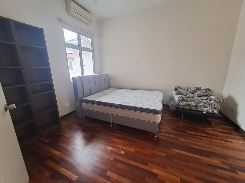 Semi-Detached House for Sale in Shah Alam (Selangor) - Ai Ling Yee - Bedroom - PropertyGuru.com.my