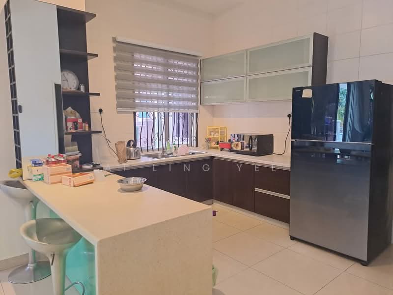 Semi-Detached House for Sale in Shah Alam (Selangor) - Ai Ling Yee - Kitchen - PropertyGuru.com.my