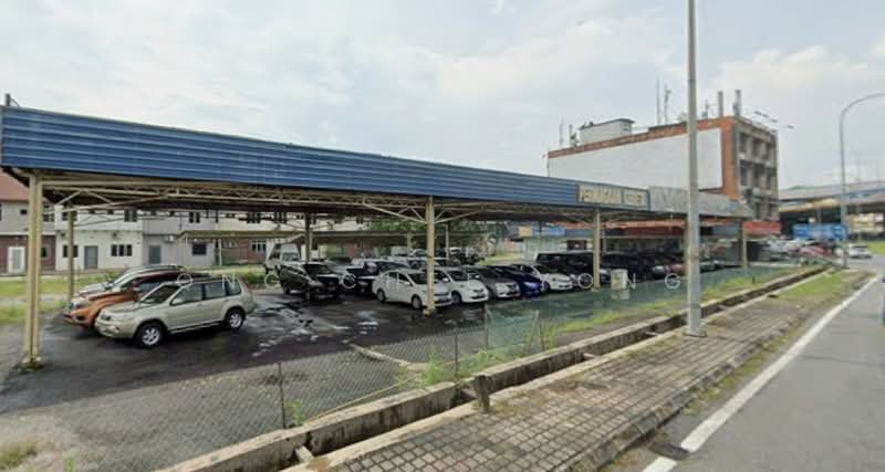 Shop / Office for Sale in Klang (Selangor) - Ong Chee Yong - Car Park - PropertyGuru.com.my