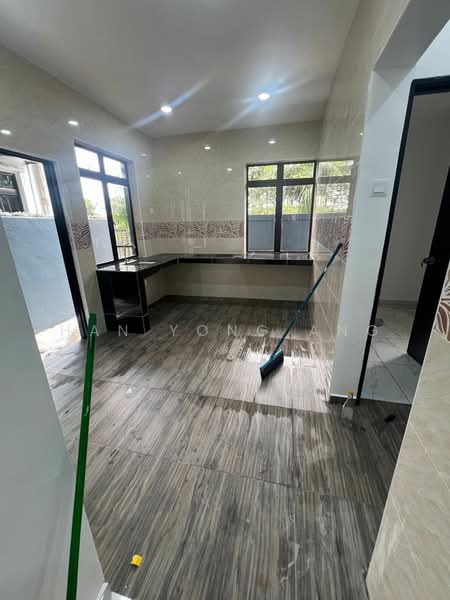 2-storey Terraced House for Sale in Bandar Selesa Jaya (Skudai) - Han Yong Ang - Kitchen - PropertyGuru.com.my