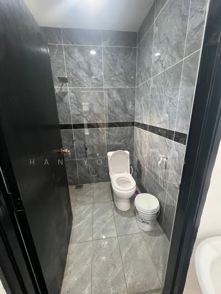2-storey Terraced House for Sale in Bandar Selesa Jaya (Skudai) - Han Yong Ang - Bathroom - PropertyGuru.com.my