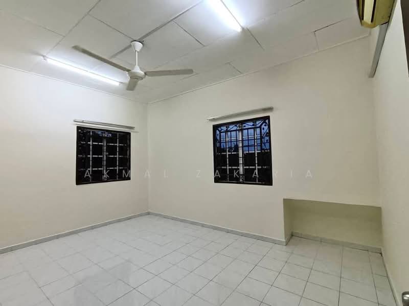 2-storey Terraced House for Sale in Kajang (Selangor) - Akmal Zakaria - PropertyGuru.com.my