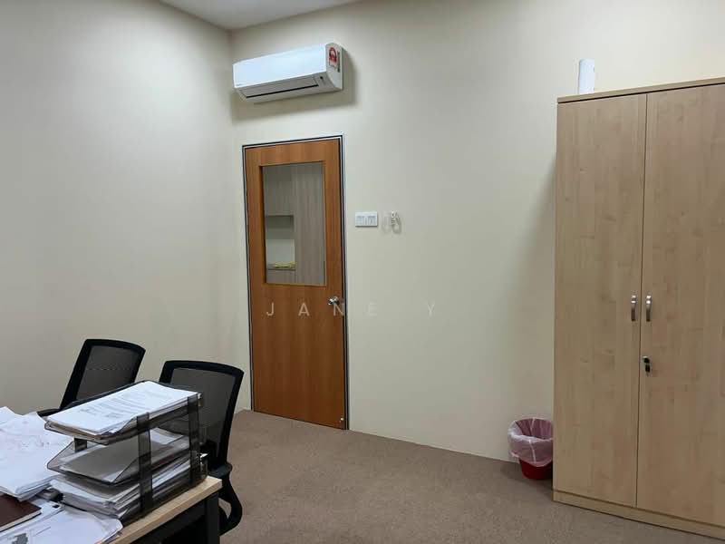 Shop / Office for Rent in Larkin (Johor Bahru) - Jane Y - Interior - PropertyGuru.com.my