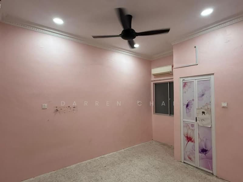 1-storey Terraced House for Sale in Taman Putri (Kulai) - Darren Chai - Interior - PropertyGuru.com.my