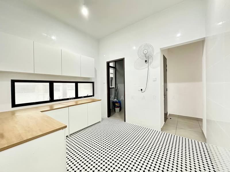 3-storey Terraced House for Sale in Cyberjaya (Selangor) - Akmal Zakaria - PropertyGuru.com.my