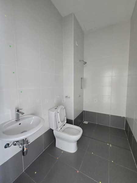 Cluster House for Sale in Iskandar Puteri (Nusajaya) (Johor) - Kennedy Looi - Bathroom - PropertyGuru.com.my