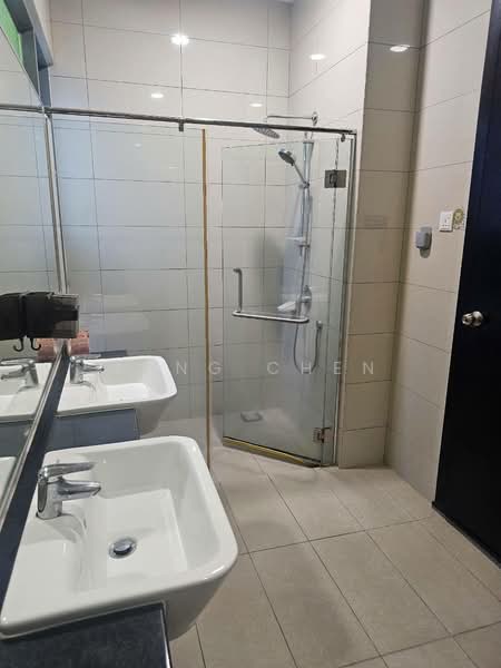 Semi-Detached House for Sale in Taman Molek (Johor Bahru) - Jong Chen - Bathroom - PropertyGuru.com.my