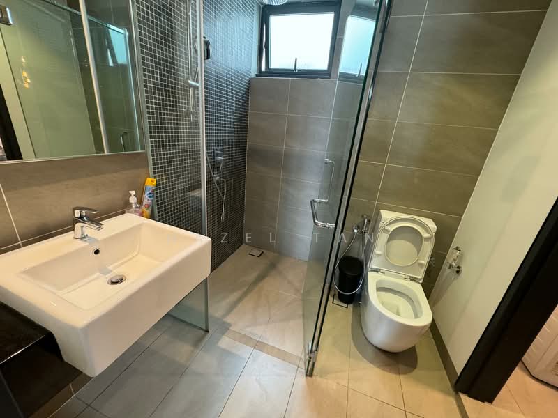 Apartment for Sale at V Residence Suites @ Sunway Velocity - Hazel Tan - Bathroom - PropertyGuru.com.my