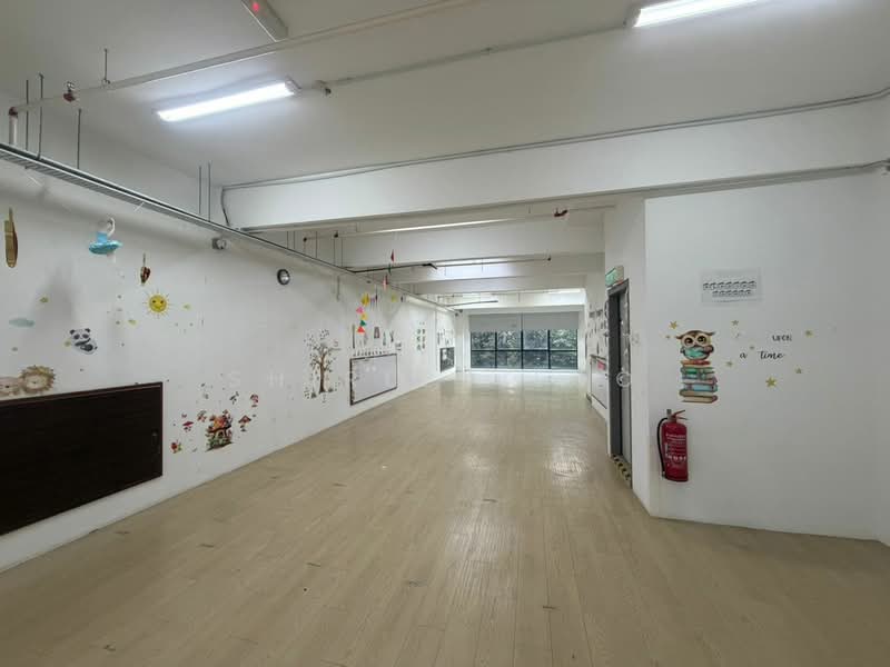 Retail Space for Sale in Shah Alam (Selangor) - Shirley Loo - Corridor - PropertyGuru.com.my