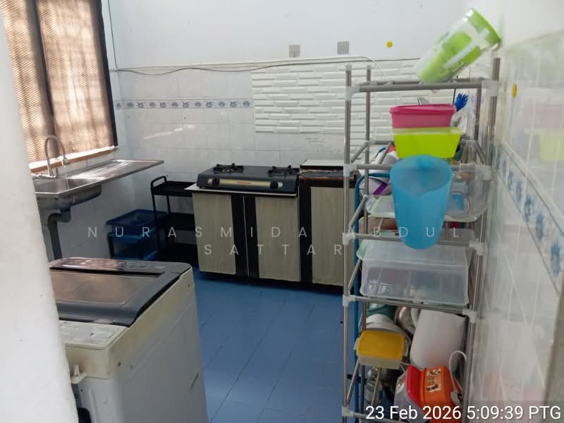 Desa Anggerik untuk Untuk Disewa - RM 1,700 /bulan, Mac 2026 - Kitchen - PropertyGuru.com.my