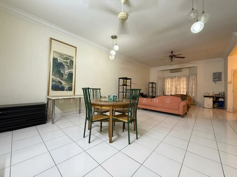 2-storey Terraced House for Sale in Bukit Rahman Putra (Sungai Buloh) - Derrick Ang - Living Room - PropertyGuru.com.my