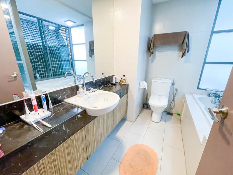 Saujana Residency untuk Untuk Dijual - RM 1,350,000, Mac 2026 - Bathroom - PropertyGuru.com.my