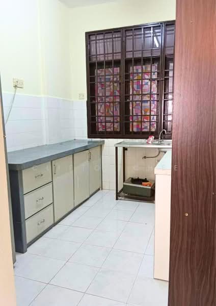 Apartment for Sale at Pangsapuri Sri Abadi - Clifton Chee - Kitchen - PropertyGuru.com.my