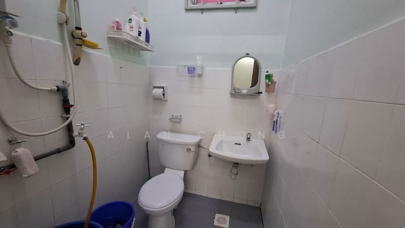 MEGAH RIA untuk Untuk Dijual - RM 510,000, Mac 2026 - Bathroom - PropertyGuru.com.my