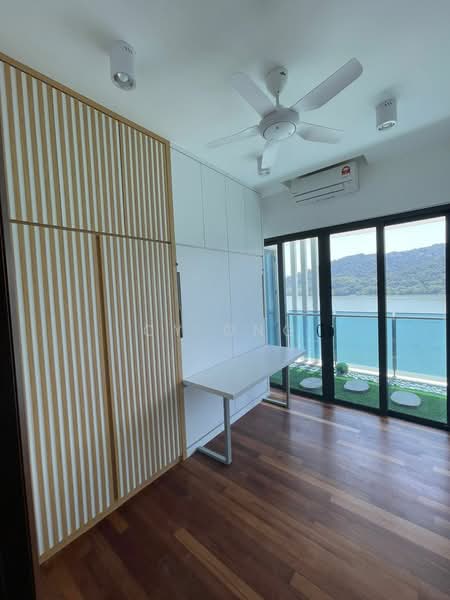 Condominium for Sale at Queens Residences Q1 @ Queens Waterfront - CY Ong - Bedroom - PropertyGuru.com.my