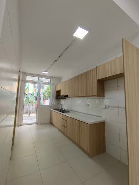 3-storey Terraced House for Rent in Taman Subang Mas (Subang Jaya) - Susan Wong - Kitchen - PropertyGuru.com.my