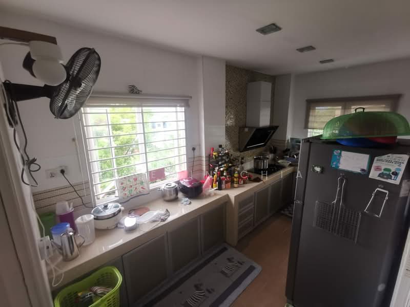 Taman Sinar Suria untuk Untuk Dijual - RM 2,800,000, Feb 2026 - Kitchen - PropertyGuru.com.my